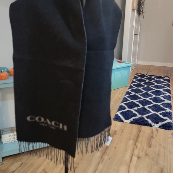 NWT Black & Gray Men's Signature COACH New York Scarf - Picture 13 of 17